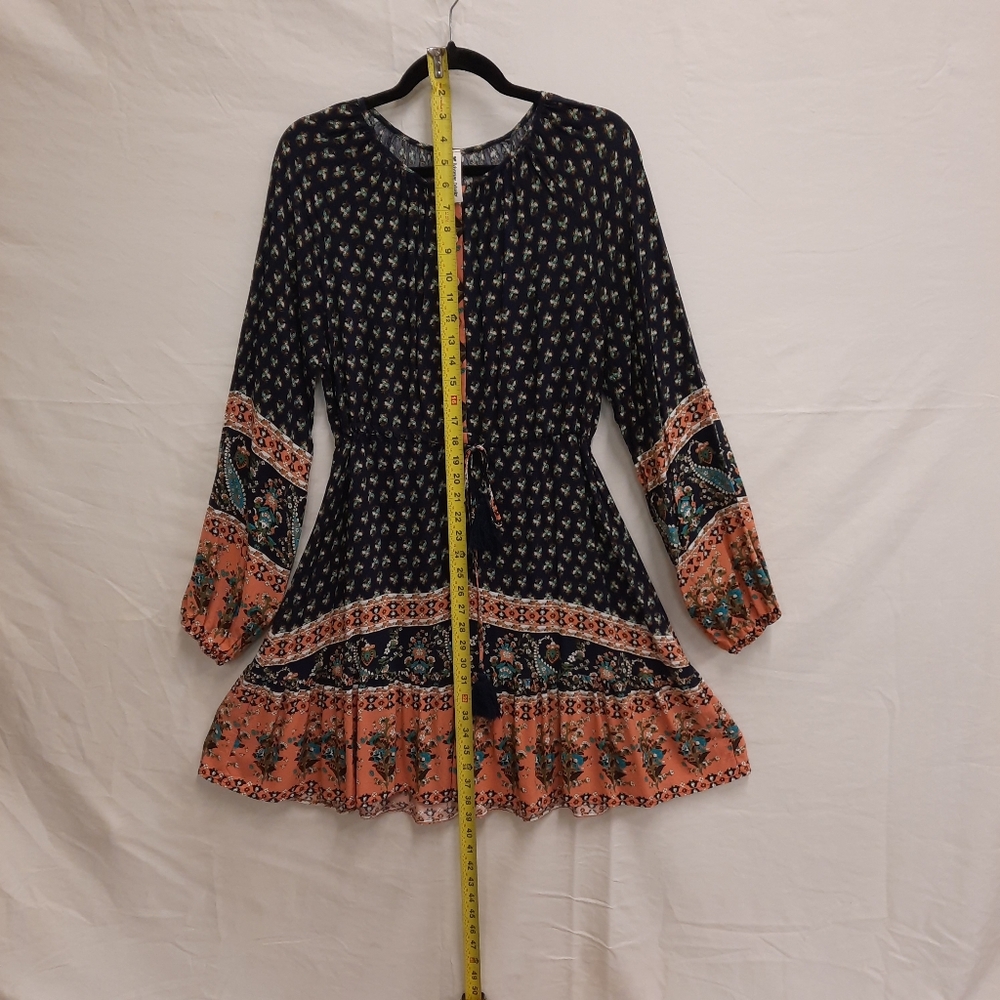 Dress - Picture 10 of 10